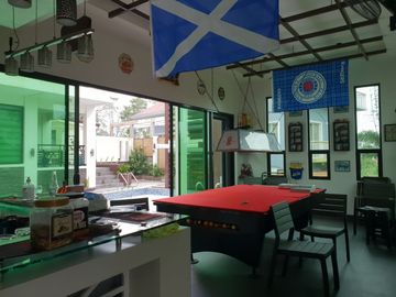 FOR SALE TAGAYTAY HOUSE AND LOT WITH SWIMMING POOL