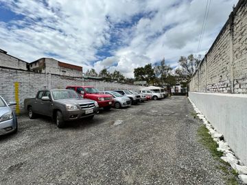 Terreno central en venta en Loja