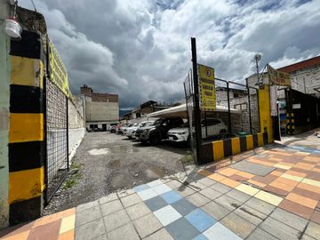 Terreno central en venta en Loja