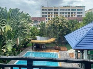 For Sale 5 bedrooms Single House at Srinakarin 4