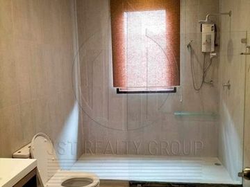 For Sale 5 bedrooms Single House at Srinakarin 4