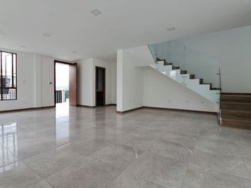 Casa en venta en Urb. del Ejército en el Valle de Los Chillos