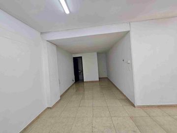 VENDO Permuto por carro y efectivo  LOCAL COMERCIAL