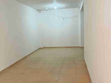 VENDO Permuto por carro y efectivo  LOCAL COMERCIAL