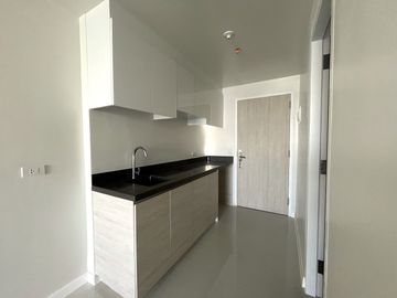 Spacious Studio with Sea View Condominium in Mandani Bay, NRA, Mandaue City, near Cebu Doctors University