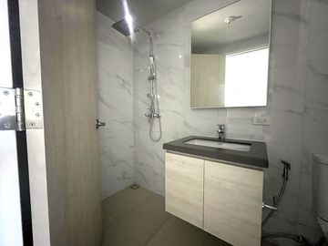 Spacious Studio with Sea View Condominium in Mandani Bay, NRA, Mandaue City, near Cebu Doctors University
