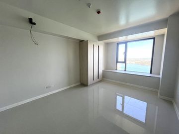 Spacious Studio with Sea View Condominium in Mandani Bay, NRA, Mandaue City, near Cebu Doctors University