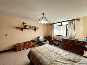 CASA DE UN PISO EN VENTA A UNOS PASOS DE LA RECTA A CHOLULA