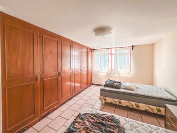CASA DE UN PISO EN VENTA A UNOS PASOS DE LA RECTA A CHOLULA