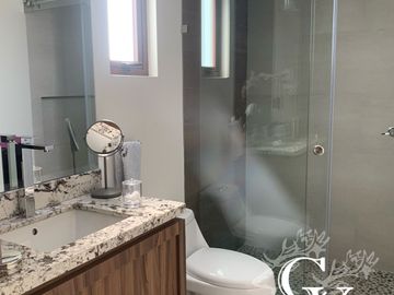 CASA EN VENTA CONDADO DEL VALLE SECCIÓN ARAMO
