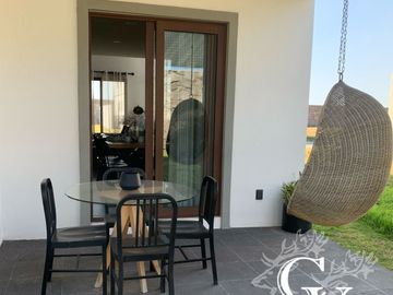 CASA EN VENTA CONDADO DEL VALLE SECCIÓN ARAMO
