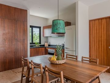 Lujoso Penthouse de 2 Recámaras en venta en Aldea Zamá