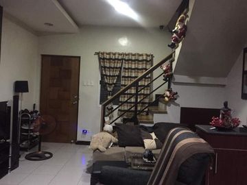 TOWNHOUSE FOR SALE Mercedez Executive Village, Pasig