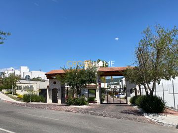 ¡APROVECHA! Casa en venta en privada Camino a Los Olvera