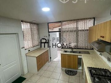 AMPLIA Y CÓMODA CASA EN SECTOR SUR DE ANTOFAGASTA