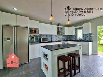 5 Badrooms Beachfront Villa Kui Buri for Sale