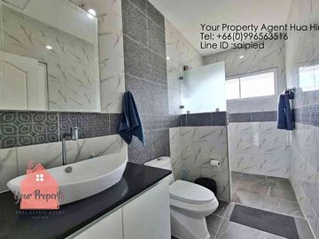 5 Badrooms Beachfront Villa Kui Buri for Sale