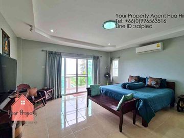 5 Badrooms Beachfront Villa Kui Buri for Sale