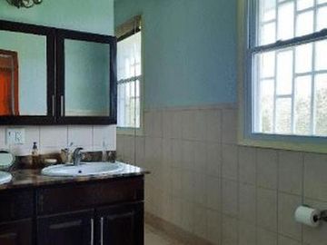 CASA DE PLAYA CON PISCINA DE VENTA EN NUEVA GORGONA PANAMA
