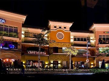 Condominium Unit For Sale at Tower 6 Forbeswood Height, Brgy. Fort Bonifacio, Taguig W/ Parking