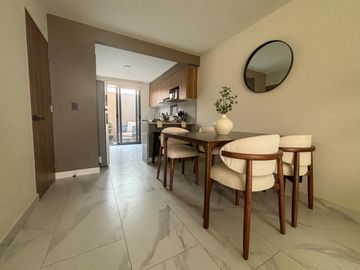 CASA EN VENTA CON ALBERCA Y JARDIN EN CUAUTLA MORELOS