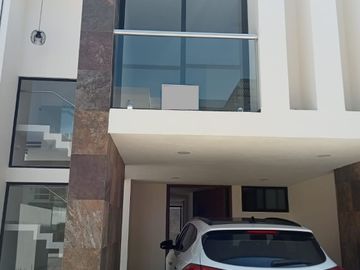 EN RENTA O VENTA HERMOSA CASA EN CHOLULA PUEBLA, RESIDENCIAL LUCENDI