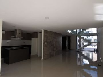 EN RENTA O VENTA HERMOSA CASA EN CHOLULA PUEBLA, RESIDENCIAL LUCENDI
