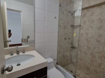 VENTA DEPARTAMENTO DUPLEX URB. LOS GRANADOS, SANTIAGO SURCO