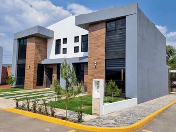 Venta de casa en Pachuca 3 Recamaras a 5 minutos de la Carr. Pachuca-Cd Sahagún.
