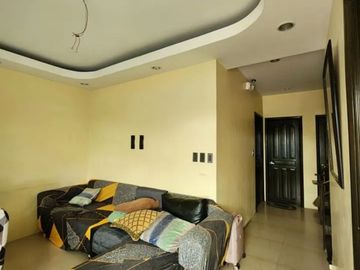 Ready to Experience Elevated Living? Your Makati Oasis Awaits! Spacious 4 Bedroom Home with Modern Comforts in Brgy Rizal. Conveniently Located Near E