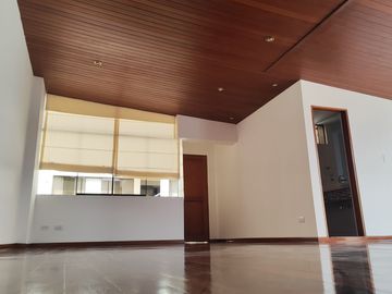 Venta de duplex impecable último piso 3 dormitorios en Alberto del Campo, Magdalena