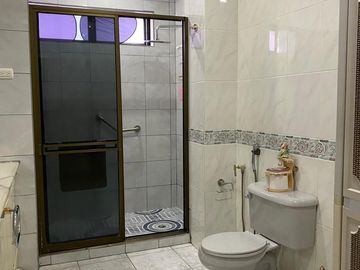 DEPARTAMENTO EN VENTA CON VISTA AL MAR SECTOR PLAYA MURCIÉLAGO, CERCA A MALL DEL PACÍFICO MANTA ECUADOR