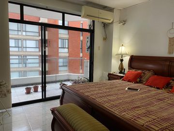 DEPARTAMENTO EN VENTA CON VISTA AL MAR SECTOR PLAYA MURCIÉLAGO, CERCA A MALL DEL PACÍFICO MANTA ECUADOR