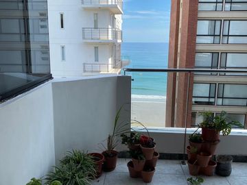 DEPARTAMENTO EN VENTA CON VISTA AL MAR SECTOR PLAYA MURCIÉLAGO, CERCA A MALL DEL PACÍFICO MANTA ECUADOR