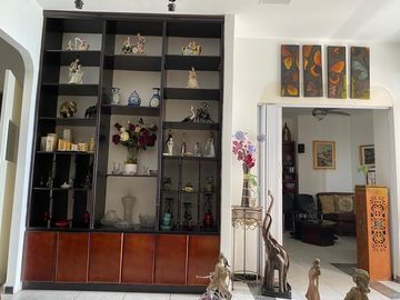 DEPARTAMENTO EN VENTA CON VISTA AL MAR SECTOR PLAYA MURCIÉLAGO, CERCA A MALL DEL PACÍFICO MANTA ECUADOR