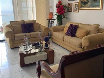DEPARTAMENTO EN VENTA CON VISTA AL MAR SECTOR PLAYA MURCIÉLAGO, CERCA A MALL DEL PACÍFICO MANTA ECUADOR