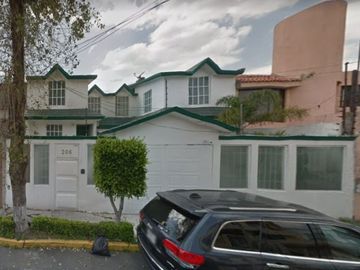 Se vende casa en: Sierra Ventana  Col. Valle de Don Camilo Toluca de Lerdo , EDO MEX.