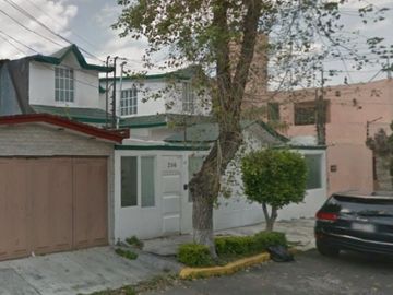 Se vende casa en: Sierra Ventana  Col. Valle de Don Camilo Toluca de Lerdo , EDO MEX.