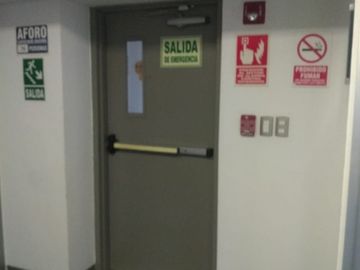 Alquiler de amplia Oficina de 293mt2 en 3 piso de edificio mixto