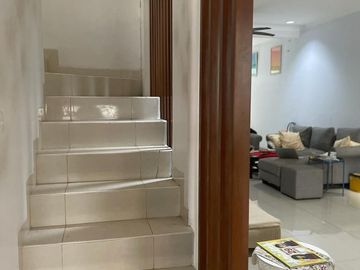 Dijual Rumah Modern Siap Huni, di Nusa Loka BSD City - Tangerang Selatan