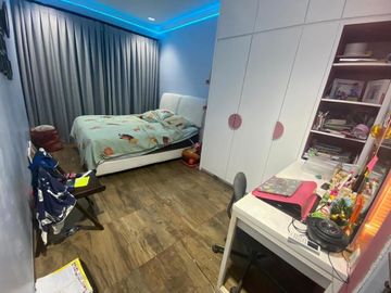 Dijual Rumah Modern Siap Huni, di Nusa Loka BSD City - Tangerang Selatan