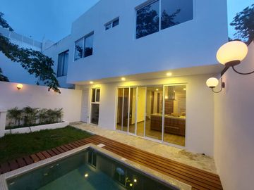 NUEVO PRECIO Excepcional casa en Regatta Puerto Morelos