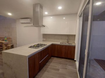 NUEVO PRECIO Excepcional casa en Regatta Puerto Morelos