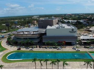 VENTA TERRENO CANCUN  SOBRE LUIS DONALDO  COLOSIO