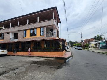 SE VENDE CASA ESQUINERA DE TRES (3) NIVELES CON TERRAZA MUNICIPAL- TULUÁ (VALLE) 💯😍