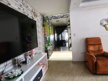 SE VENDE CASA ESQUINERA DE TRES (3) NIVELES CON TERRAZA MUNICIPAL- TULUÁ (VALLE) 💯😍
