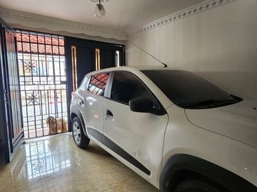 SE VENDE CASA ESQUINERA DE TRES (3) NIVELES CON TERRAZA MUNICIPAL- TULUÁ (VALLE) 💯😍