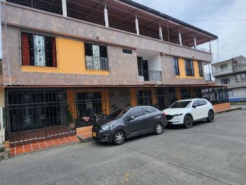 SE VENDE CASA ESQUINERA DE TRES (3) NIVELES CON TERRAZA MUNICIPAL- TULUÁ (VALLE) 💯😍