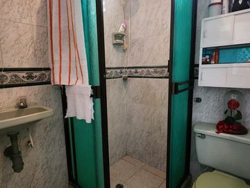 SE VENDE CASA ESQUINERA DE TRES (3) NIVELES CON TERRAZA MUNICIPAL- TULUÁ (VALLE) 💯😍