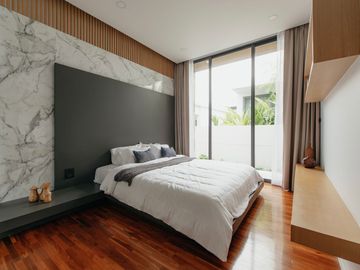Pool Villa for sale 3 Bedrooms with furniture in Chang Phueak